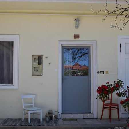 Malomszeg Apartman 2 Peçuy Dış mekan fotoğraf